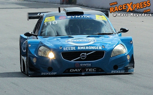 Henry Zumbrink met de Volvo S60